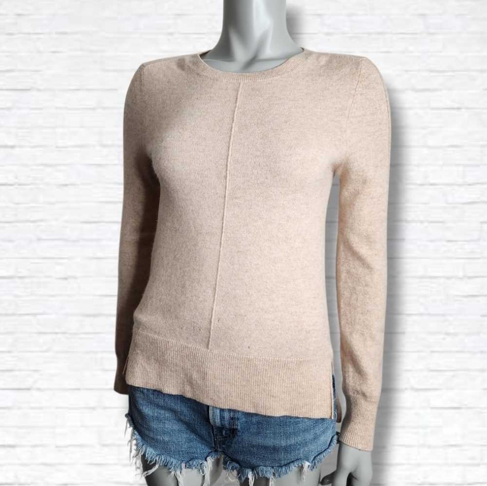 InCashmere 100% Cashmere Cream Slim Fit Crewneck Sweater Size M